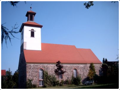 Kirche Straguth